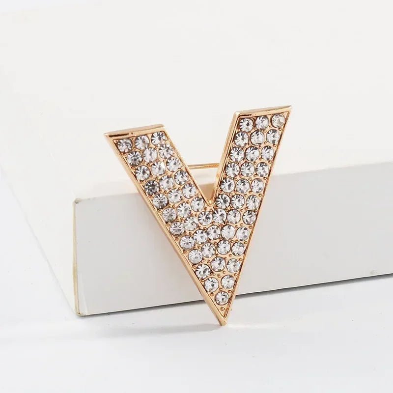 Angel brooch pin - Jewelry Universe