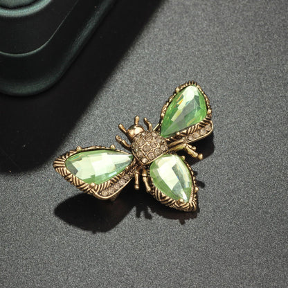 Antique bug brooches - Jewelry Universe - Jewelry making