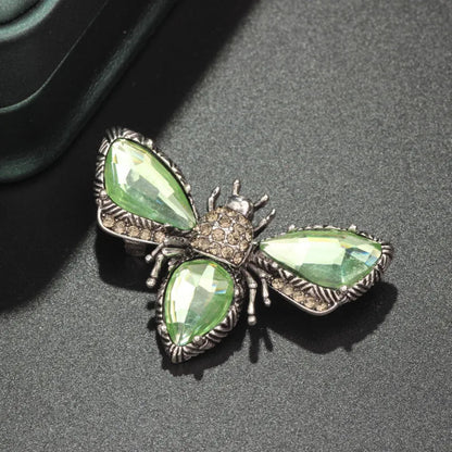 Antique bug brooches - Jewelry Universe - Jewelry making