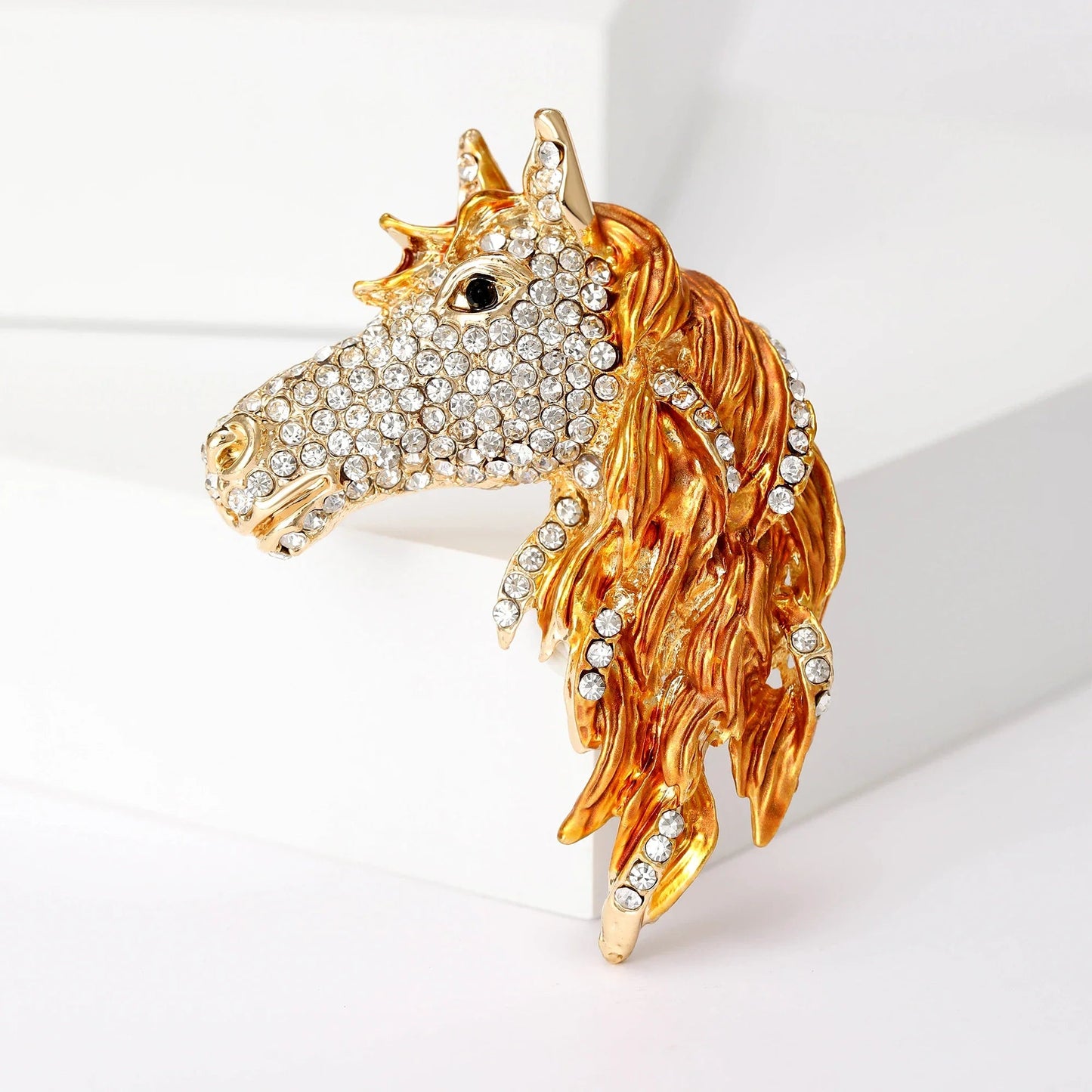 Antique horse brooch - Jewelry Universe