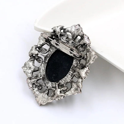 Black cameo brooch - Jewelry Universe - Jewelry making
