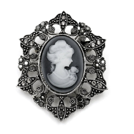 Black cameo brooch - Jewelry Universe - Jewelry making