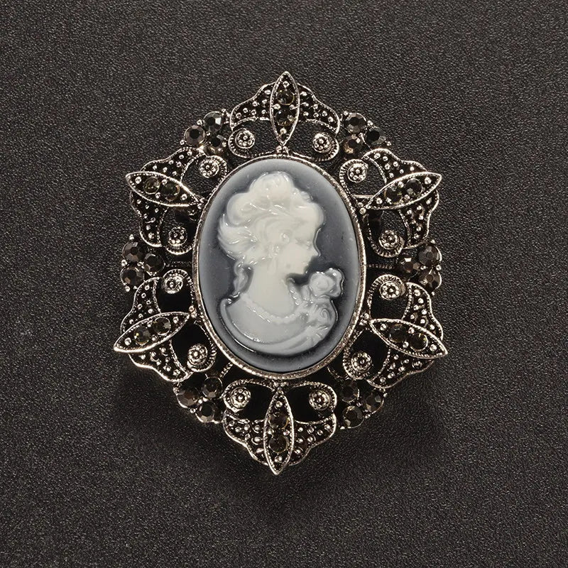 Black cameo brooch - Jewelry Universe - Jewelry making