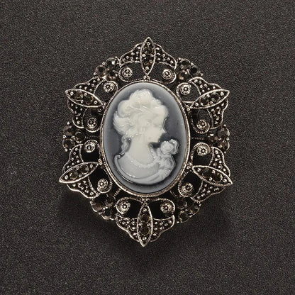 Black cameo brooch - Jewelry Universe - Jewelry making