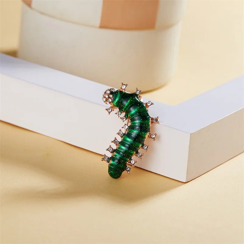 Caterpillar brooch - Jewelry Universe - Jewelry making