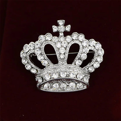 Crown brooch - Jewelry Universe