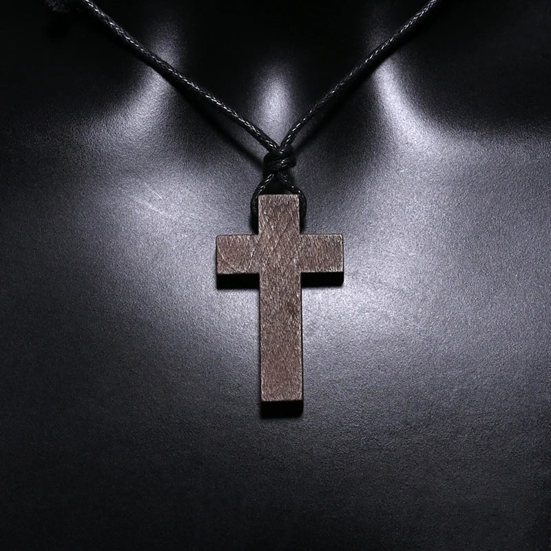 Crucifix cross pendant - Jewelry Universe - Jewelry making