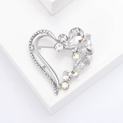 Heart brooch - Jewelry Universe