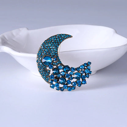Moon brooch - Jewelry Universe