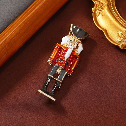 Nutcracker brooch - Jewelry Universe