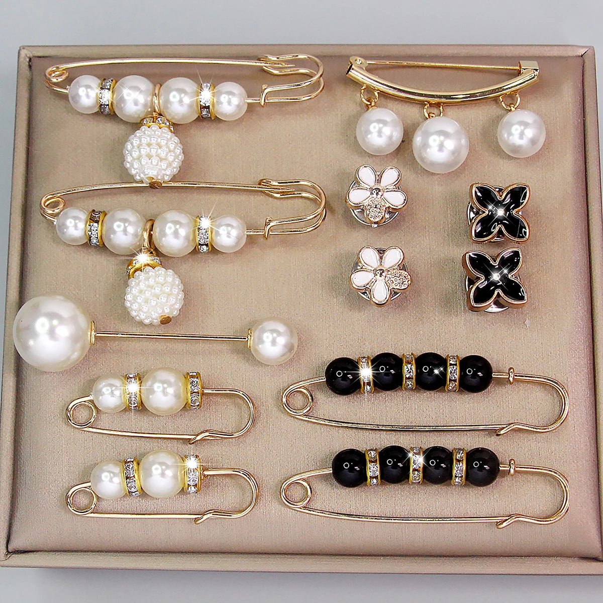 Pearl brooch pin - Jewelry Universe