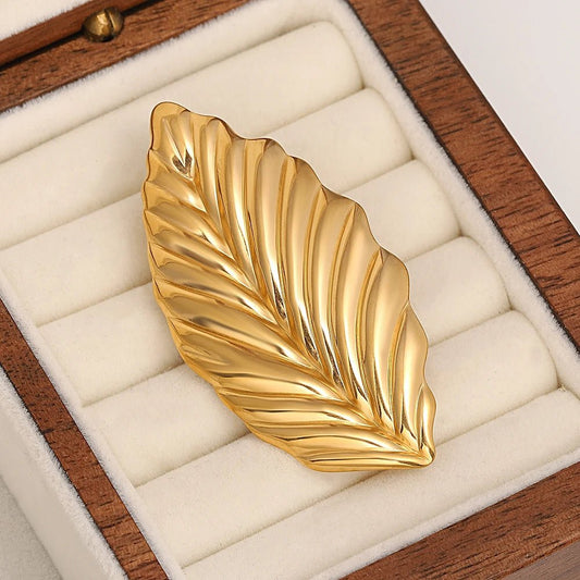 Silver leaf brooch - Jewelry Universe