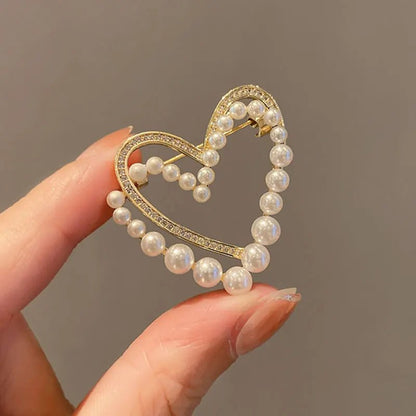 Snake brooch - Jewelry Universe