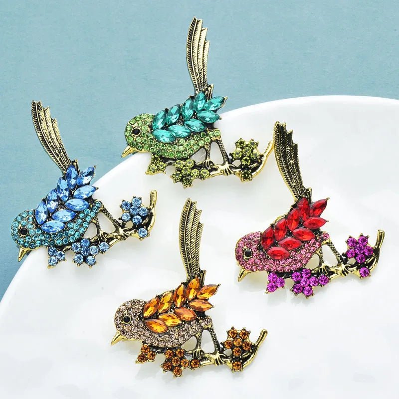 Vintage bird brooch - Jewelry Universe